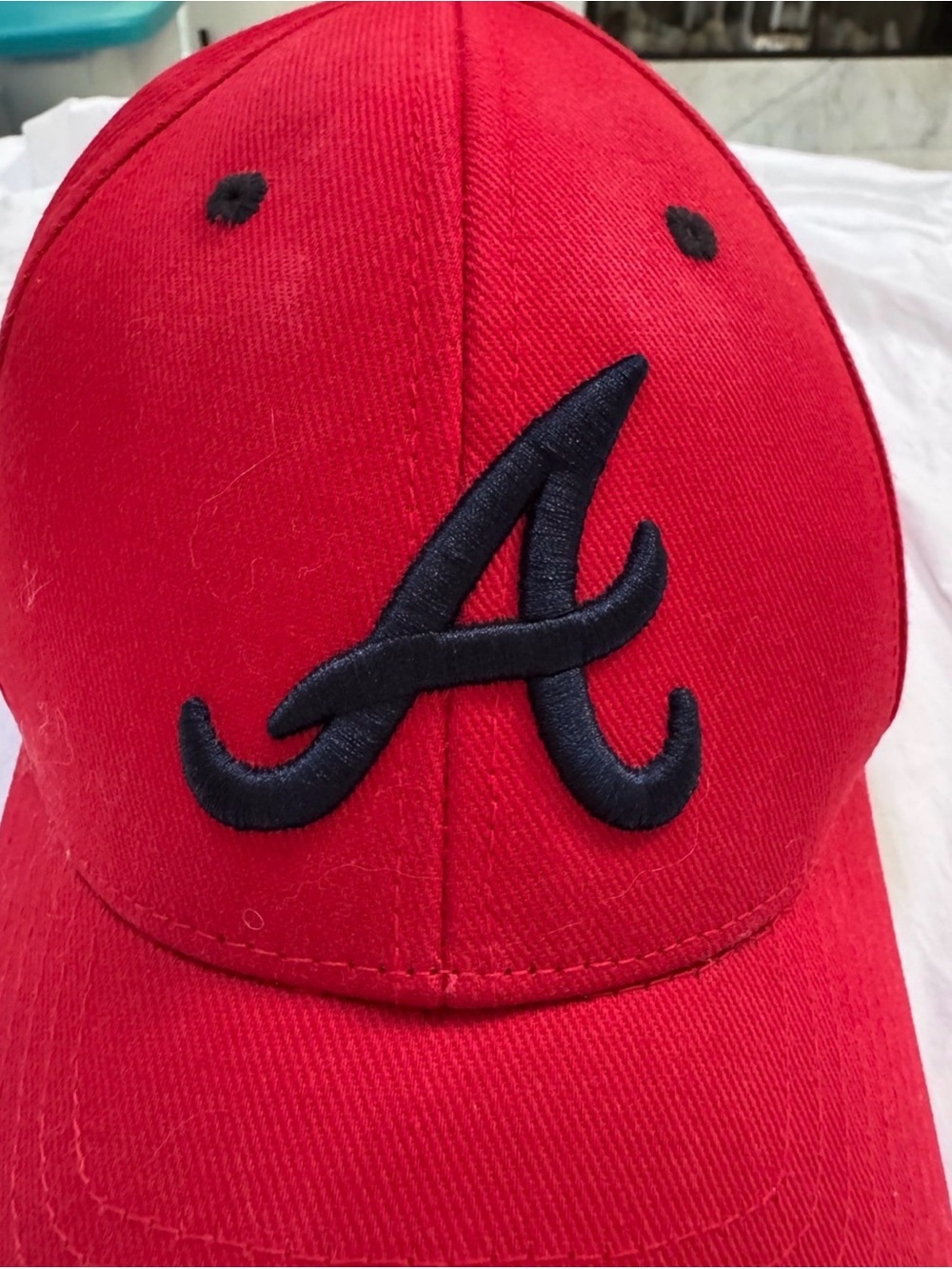 Vintage Y2K Atlanta Braves Fan Favorite MLB Strapback Hat Red Navy OSFA - Picture 3 of 6